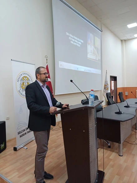 TÜBİTAK 2209 A/B Üniversite Öğrencilerine Yönelik Araştırma Destek Projesi Tanıtım Semineri gerçekleştirildi.